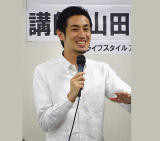 一新塾講師　山田敏夫氏